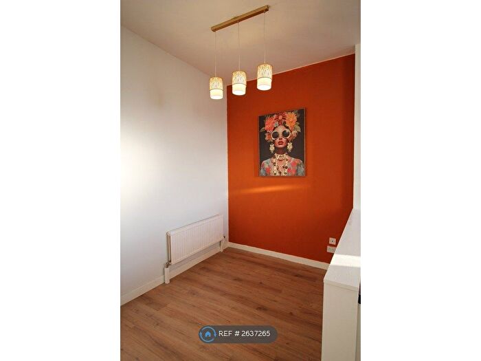 2 Bedroom Flat To Rent In Whalley Road, Clayton Le Moors, Accrington, BB5