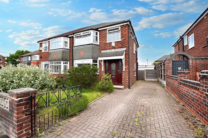 3 Bedroom Semi-Detached House For Sale In Radford Drive, Irlam, M44