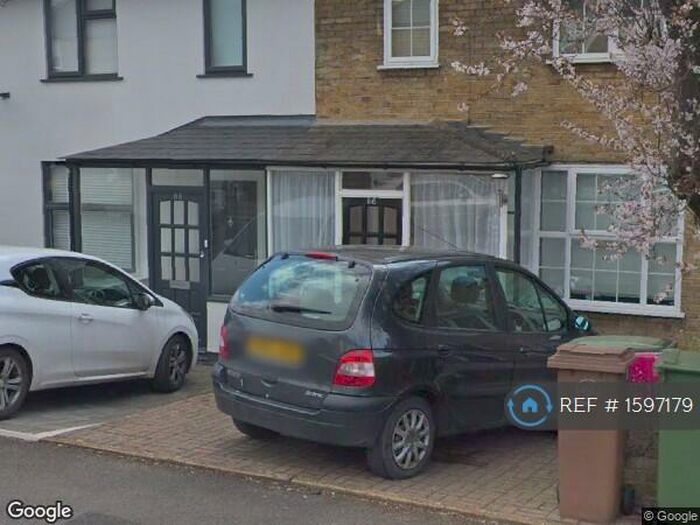 2 Bedroom Terraced House To Rent In Halesowen Road, Morden, SM4