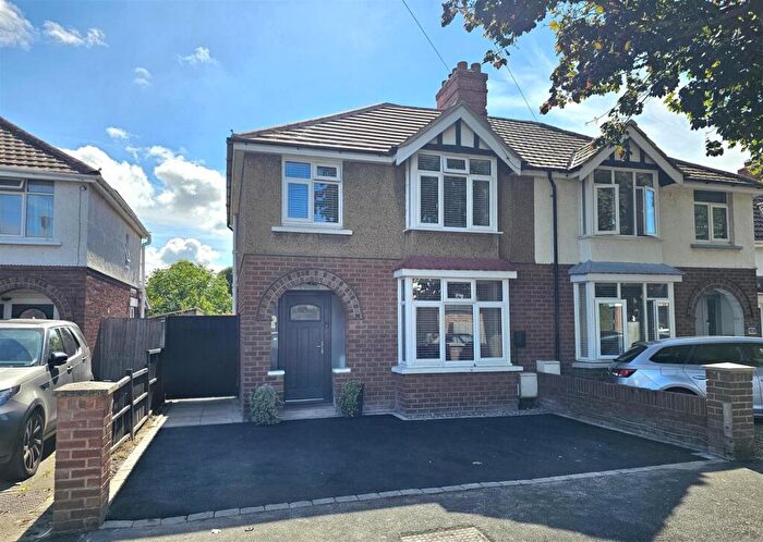 3 Bedroom Semi Detached House For Sale In Newark Road, Gloucester, GL1