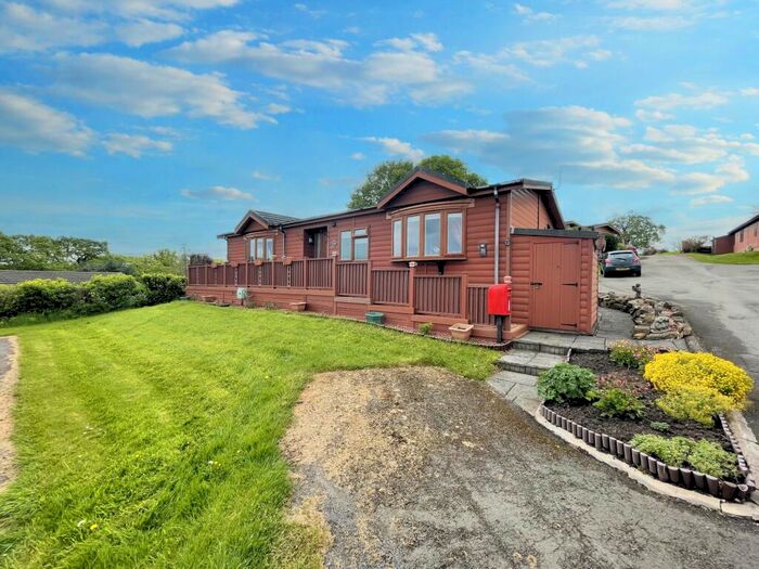 2 Bedroom Park Home For Sale In Finchale Abbey Village, Brasside, Durham, Durham, DH1