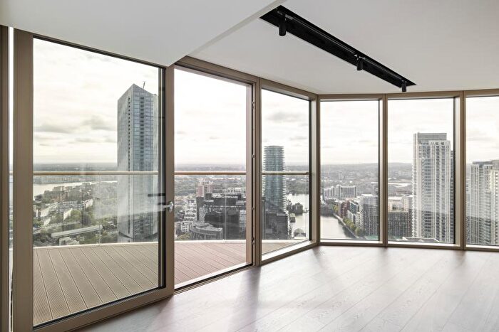 3 Bedroom Apartment To Rent In One Park Drive, London, E14