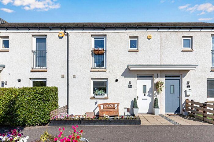 3 Bedroom Terraced House For Sale In Princess Mary Road, Craigmillar, Edinburgh, EH16