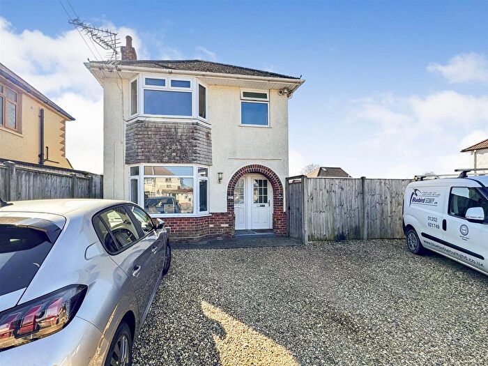 1 Bedroom Flat To Rent In Good Road, Parkstone, Poole, BH12