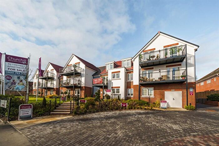 2 Bedroom Retirement Property For Sale In Edinburgh Lodge, Orpington, Kent, BR6