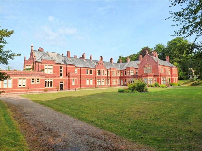 1 Bedroom Flat To Rent In Herrison House, Horthorne Road, Charlton Down, DT2