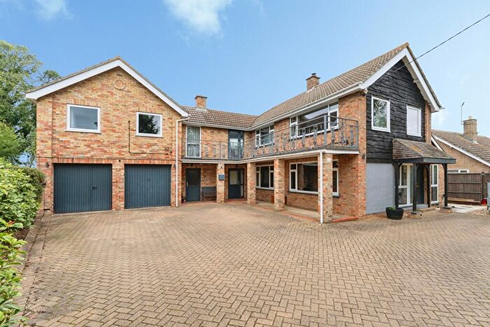 4 Bedroom Detached House For Sale In Ramsey Road, Ramsey, Huntingdon, PE26