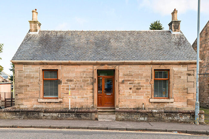 3 Bedroom Detached House For Sale In Gartcows Road, Falkirk, FK1