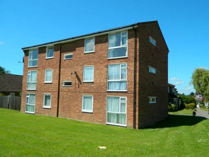 1 Bedroom Flat To Rent In Hazel Court, Rusper Road, RH12