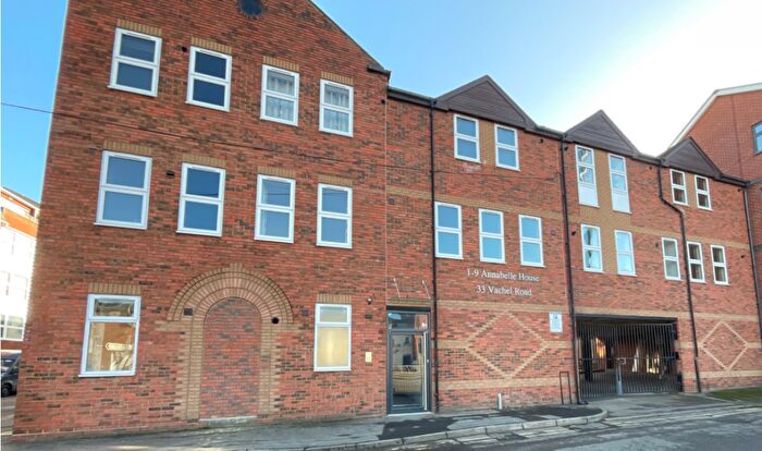 1 Bedroom Apartment To Rent In Vachel Road, Reading, RG1
