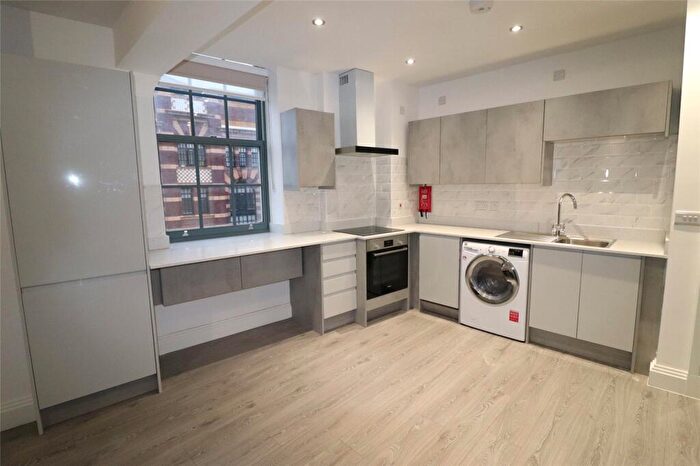 2 Bedroom Apartment To Rent In Great Hampton Street, Birmingham, B18
