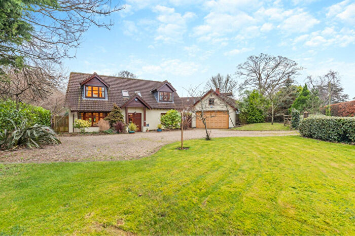 4 Bedroom Detached House For Sale In Station Road, Nailsea, BS48