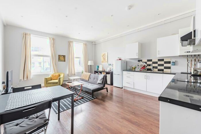 2 Bedroom Flat To Rent In Peckham High Street, Peckham, London, SE15