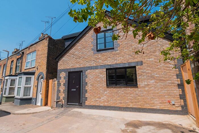 2 Bedroom Semi Detached House For Sale In Balmoral Place, Ramsgate, CT11