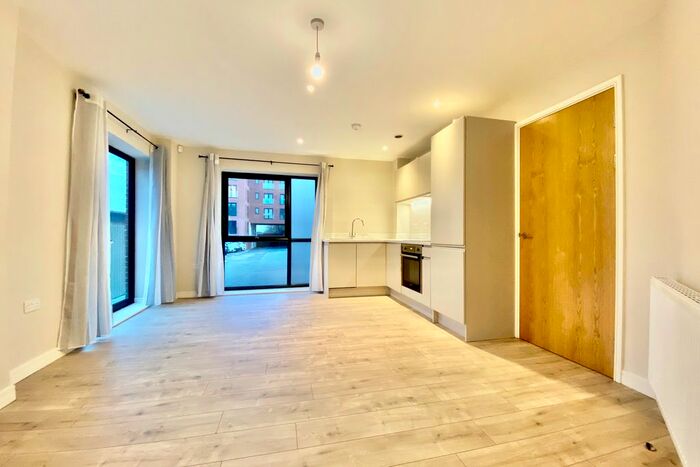 2 Bedroom Flat To Rent In Green Quarter, Cross Green Lane, Leeds, LS9