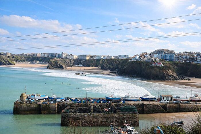 2 Bedroom Flat For Sale In Harbour View, Overlooking Newquay Bay, TR7
