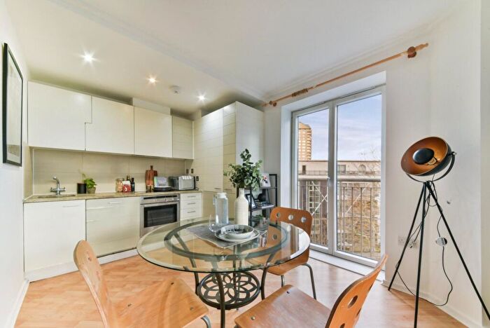 2 Bedroom Apartment To Rent In Seacon Wharf, Hutchings Street, E14