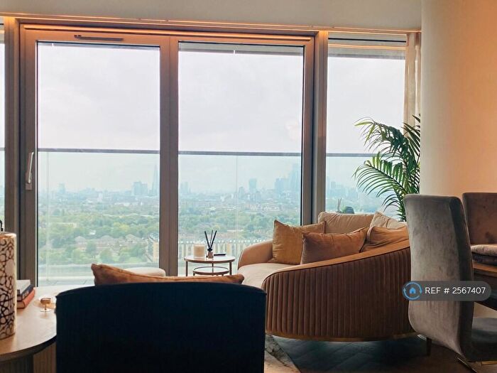 2 Bedroom Flat To Rent In Landmark West Tower, London, E14