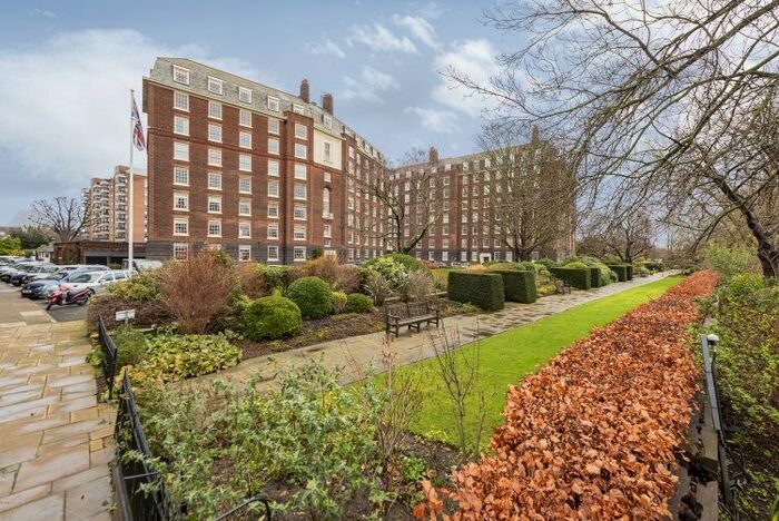 3 Bedroom Flat To Rent In Ranelagh Gardens, London SW6