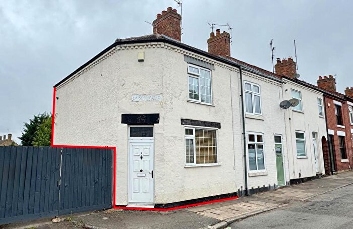 2 Bedroom End Of Terrace House To Rent In Evison Road, Rothwell, NN14