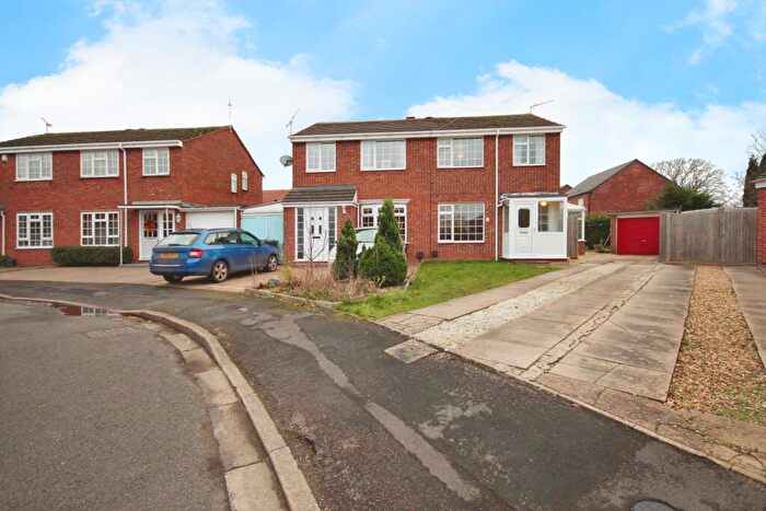 3 Bedroom Semi-Detached House For Sale In Slade Meadow, Radford Semele, Leamington Spa, Warwickshire, CV31