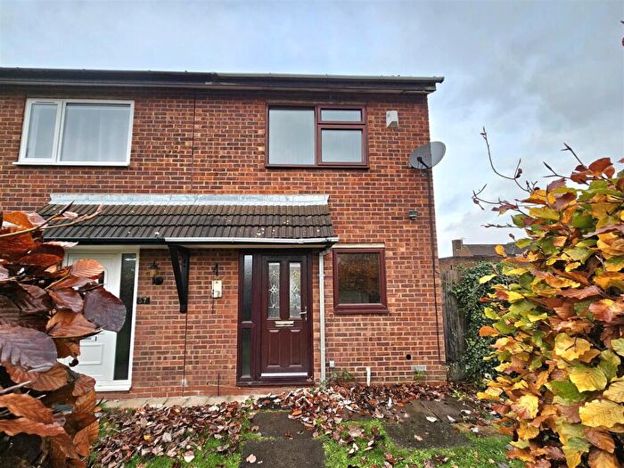2 Bedroom End Of Terrace House For Sale In Winchcombe Road, Solihull, B92