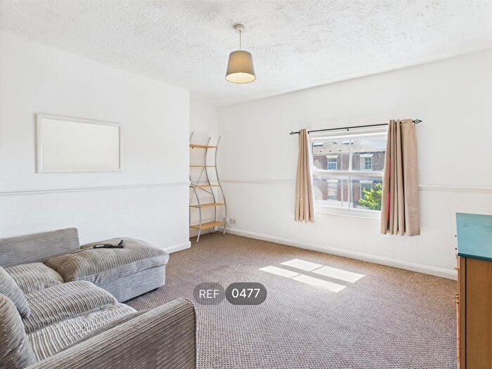 1 Bedroom Flat To Rent In Spring Bank, HU3