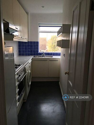 1 Bedroom Flat To Rent In Wellington Square, Cheltenham, GL50