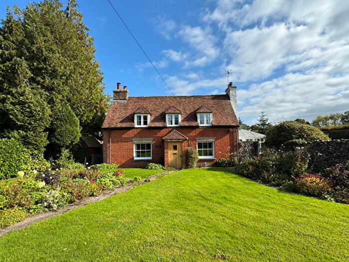 4 Bedroom Detached House To Rent In Bossingham Road, Stelling Minnis, Canterbury, CT4