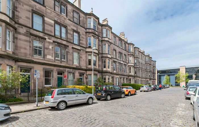 2 Bedroom Flat To Rent In Perth Street, Edinburgh, EH3