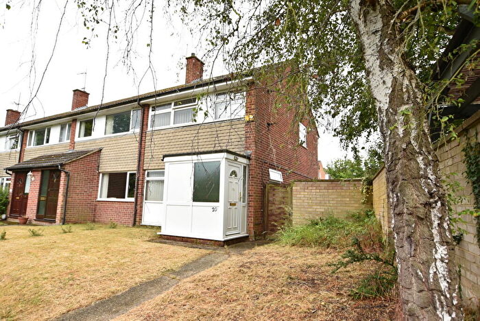 3 Bedroom End Of Terrace House For Sale In Middleton Road, Sudbury, CO10