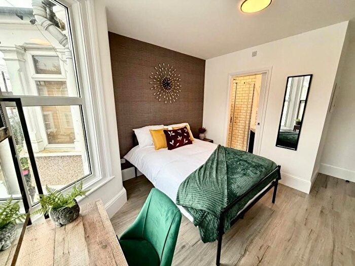 7 Bedroom Property To Rent In Ashburnham Road, Southend-On-Sea, SS1