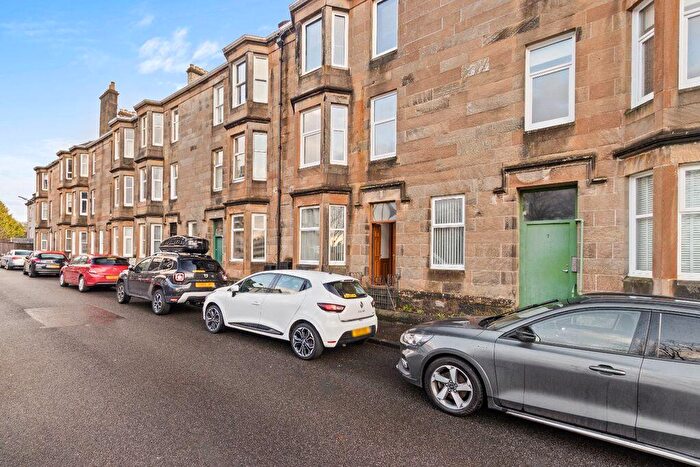 2 Bedroom Flat For Sale In Williamson Avenue, Dumbarton, G82
