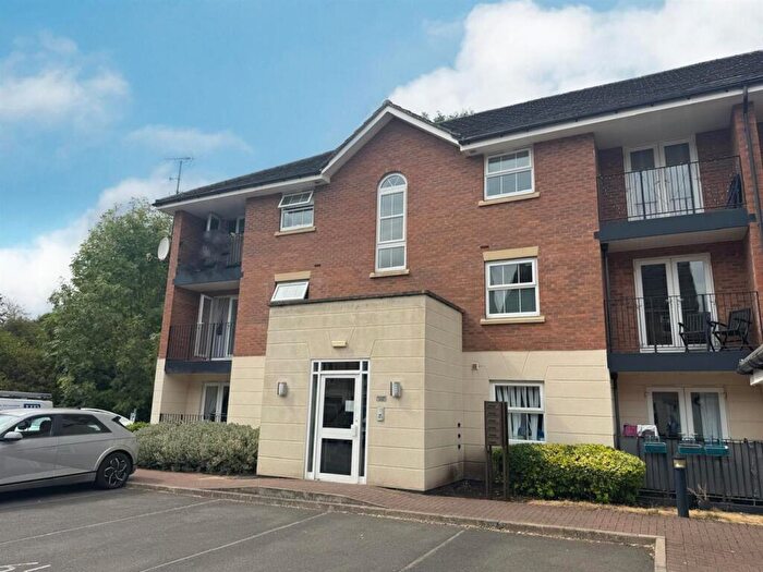 2 Bedroom Apartment To Rent In Badgerdale Way, Littleover, Derby, DE23