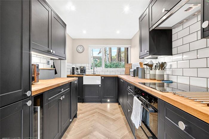 2 Bedroom Semi Detached House To Rent In Lingwood, Bracknell, Berkshire, RG12