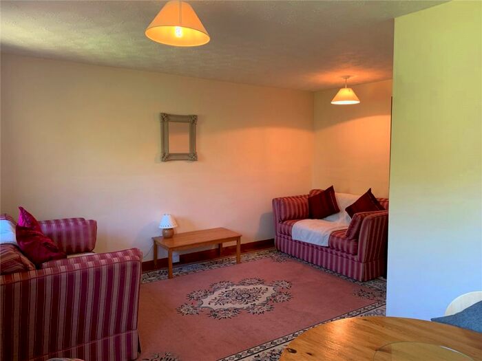 1 Bedroom Apartment To Rent In Fortingall Place, Glasgow, G12