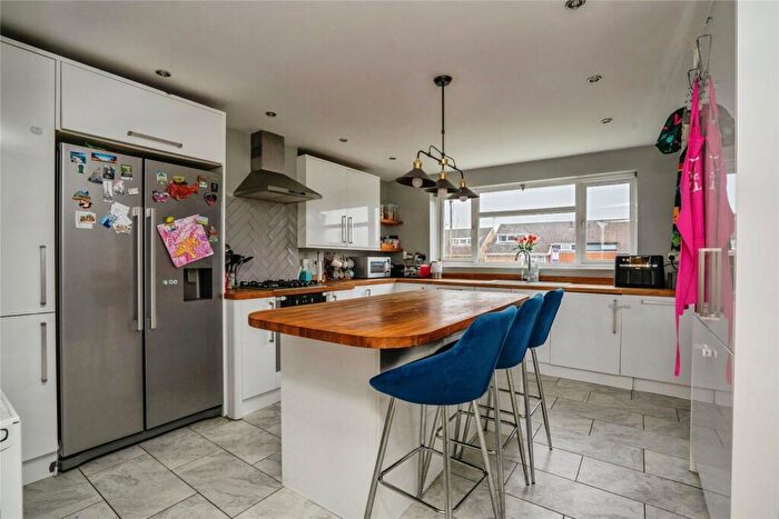 4 Bedroom Detached House For Sale In Lincoln Rise, Waterlooville, Hampshire, PO8