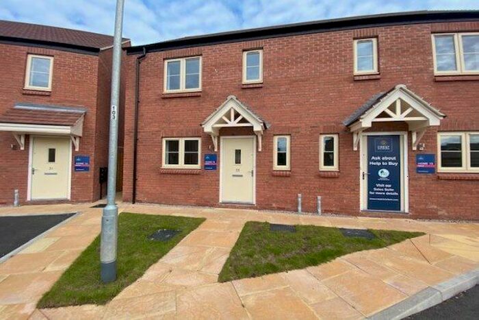 2 Bedroom Semi-Detached House To Rent In The Flatts, Burton-On-Trent, DE13