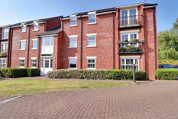 2 Bedroom End Of Terrace House To Rent In The Maltings, Lichfield, WS14