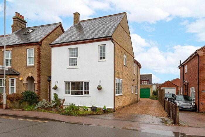 5 Bedroom Detached House For Sale In Clifton Road, Shefford, SG17