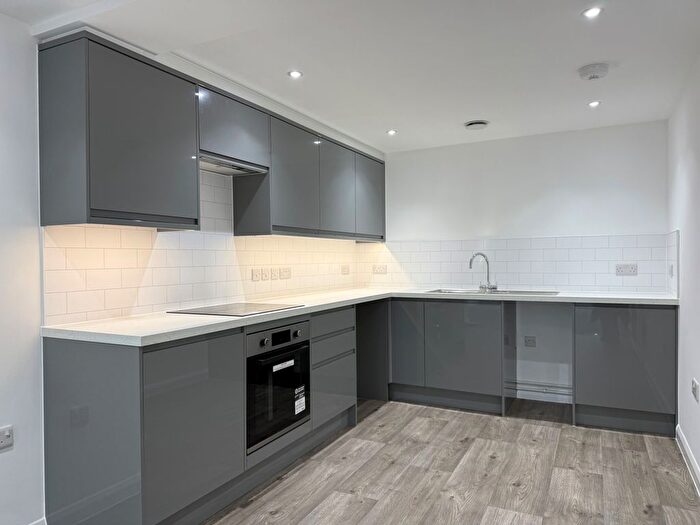 1 Bedroom Flat To Rent In High Street, Taunton, TA1