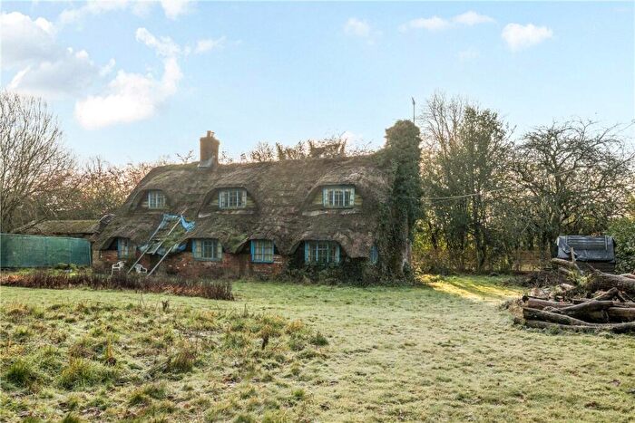 3 Bedroom Detached House For Sale In Westcourt, Burbage, Marlborough, Wiltshire, SN8