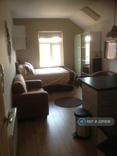 Studio To Rent In Wellingborough Road, Northampton, NN1