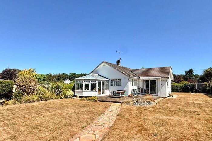 3 Bedroom Detached House For Sale In Pine Manor Road, Ashley Heath, BH24