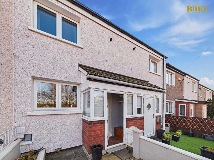 2 Bedroom Terraced House For Sale In Pitreavie Place, Glasgow, G33