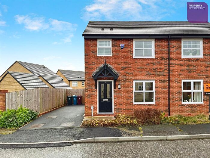 3 Bedroom Semi-Detached House For Sale In Hollin Hall Drive, Longridge, Preston, PR3