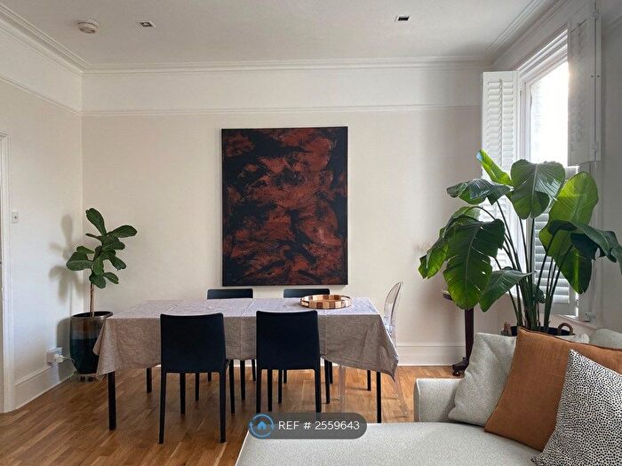 3 Bedroom Flat To Rent In Ashleigh Road, London, SW14