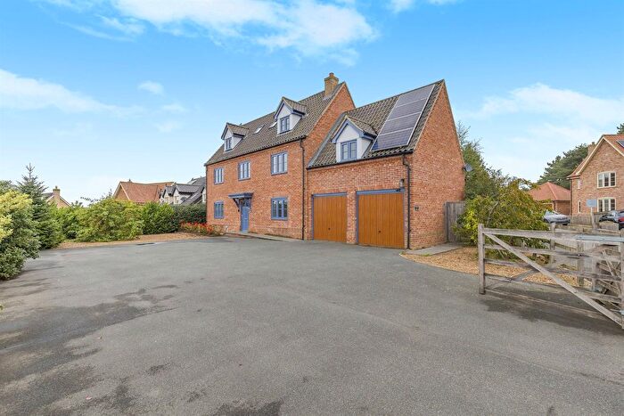 6 Bedroom Detached House For Sale In Taylor Drift, East Harling, Norwich, NR16