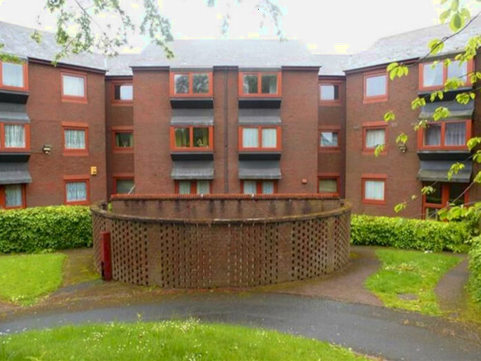 1 Bedroom Flat To Rent In Mountbatten Close, West Bromwich, B70
