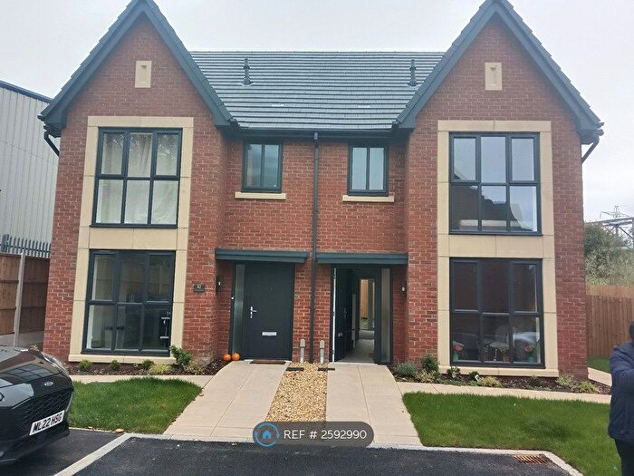 3 Bedroom Semi-Detached House To Rent In Mainwaring Drive, Northwich, CW9